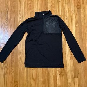 Youth Under Armour black long sleeve 1/2 zip pull over